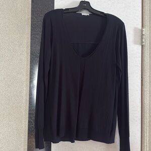 Women’s top. Ecru. Medium size.